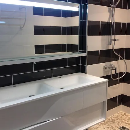 Week End Evasion A Sur Dans Pyrenees Orientales 아파트 *